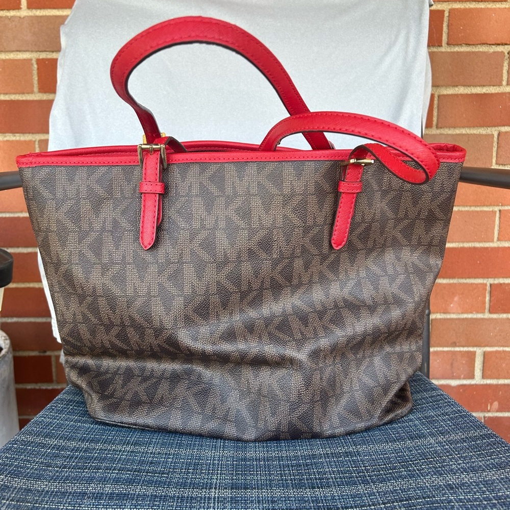 Used Authentic Michael Kors - image 4